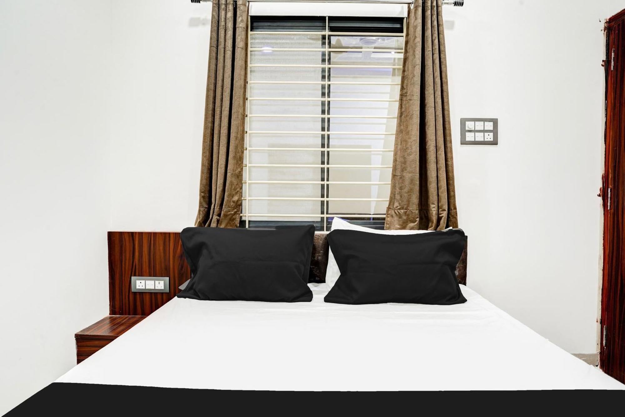 Hotel O Rudra Palace Bhopal Bagian luar foto