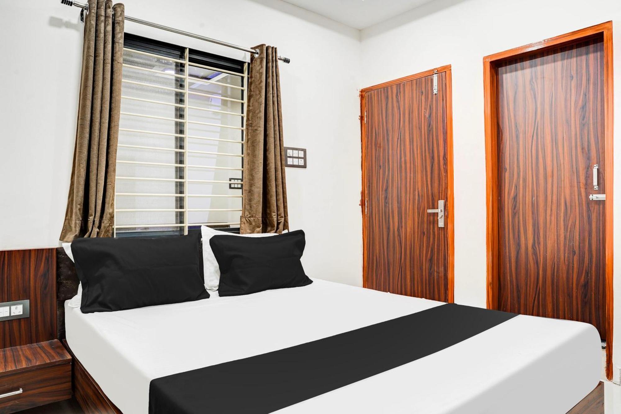 Hotel O Rudra Palace Bhopal Bagian luar foto
